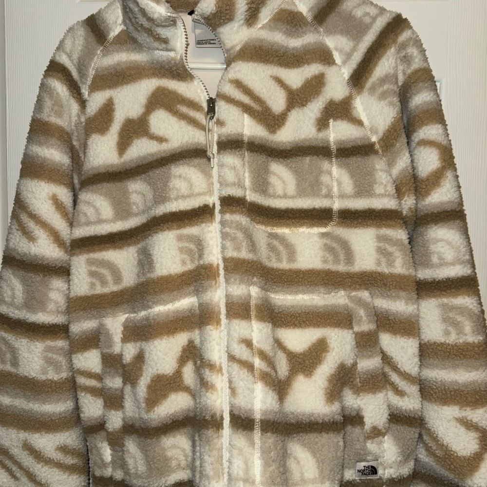 The North Face Women's Tan and Cream Fleece Jacket